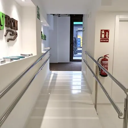 Διαμέρισμα Fira 5 A 1min Del Metro Y Centro 15min