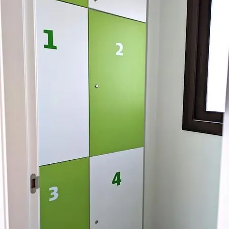 Fira 5 A 1min Del Metro Y Centro 15min *